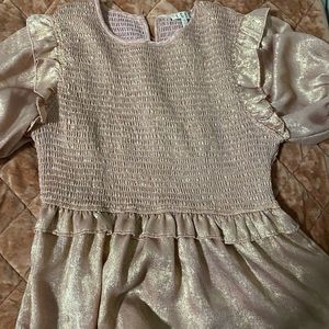 TCEC babydoll shimmer top with puff sleeves!